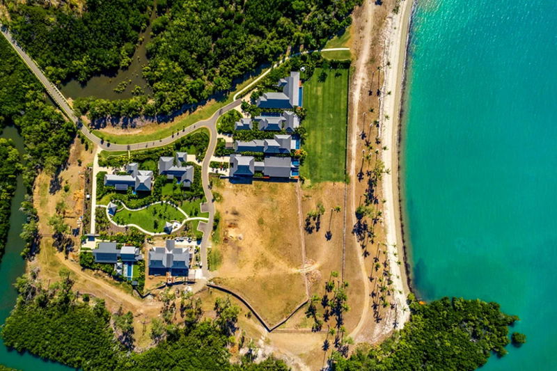 Turquoise (Heated Pool)