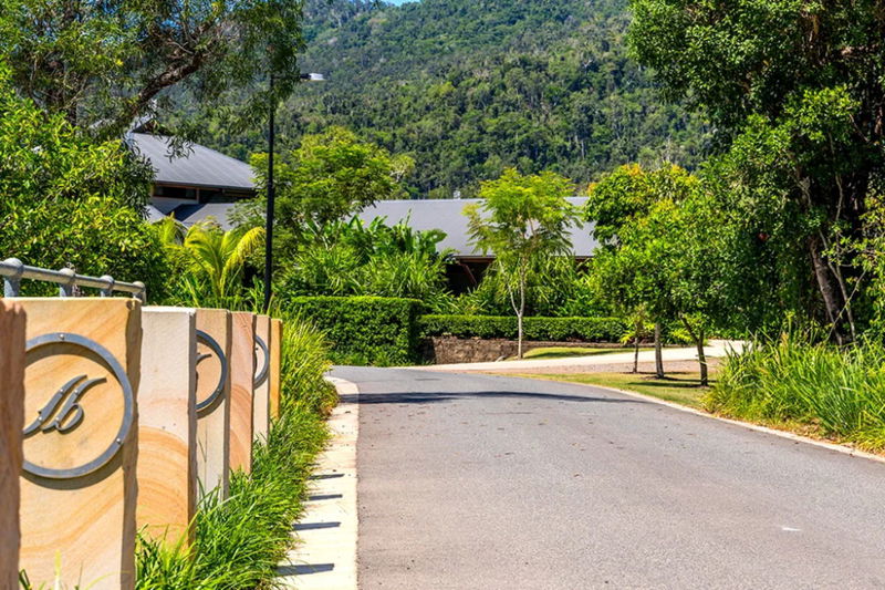 Turquoise (Heated Pool)