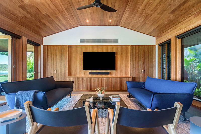 Sapphire (Heated Pool)