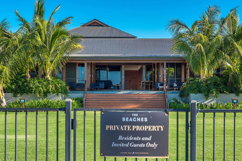 Sapphire (Heated Pool)