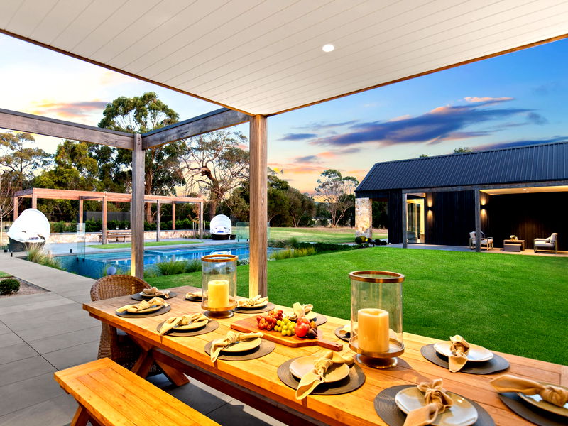 Casalinga (Bay Views)
