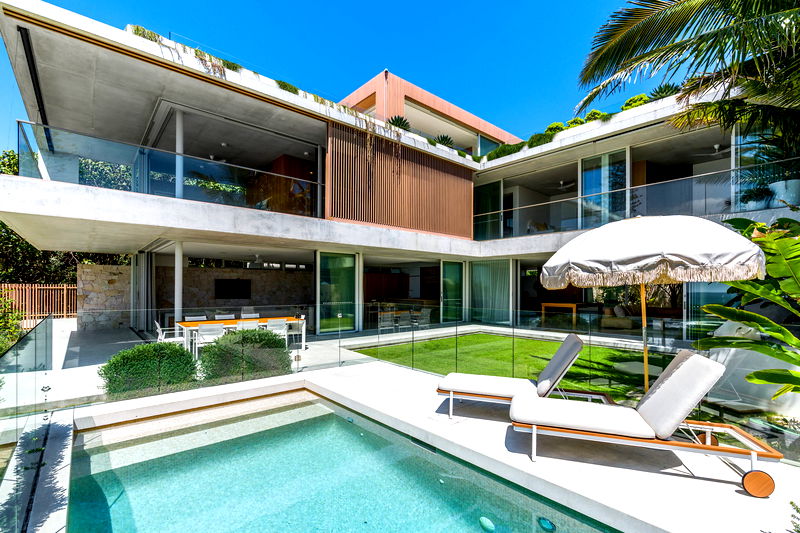 Caba Beach House (Walk to Beach)