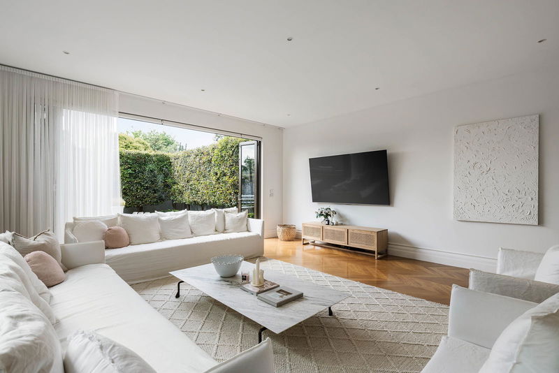 Malvern Heights (with car parking)