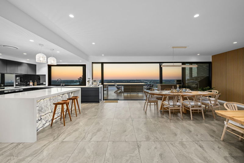 Sky High Estate (Ocean Views)