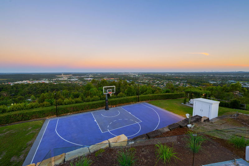 Sky High Estate (Ocean Views)