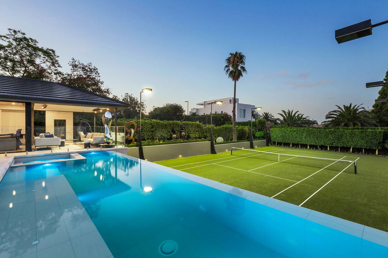 Linlithgow (Heated Pool)