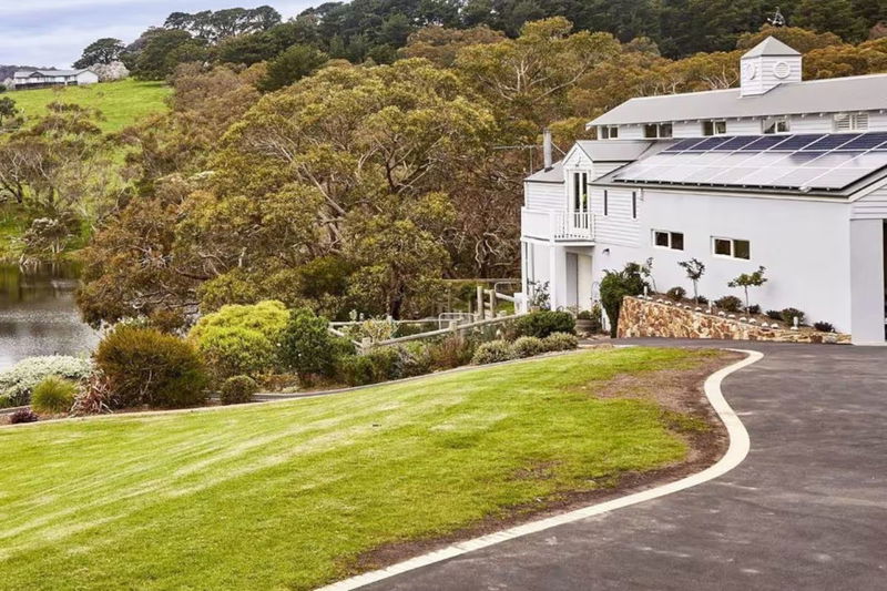 South Hampton - The Estate (With Stunning Views)