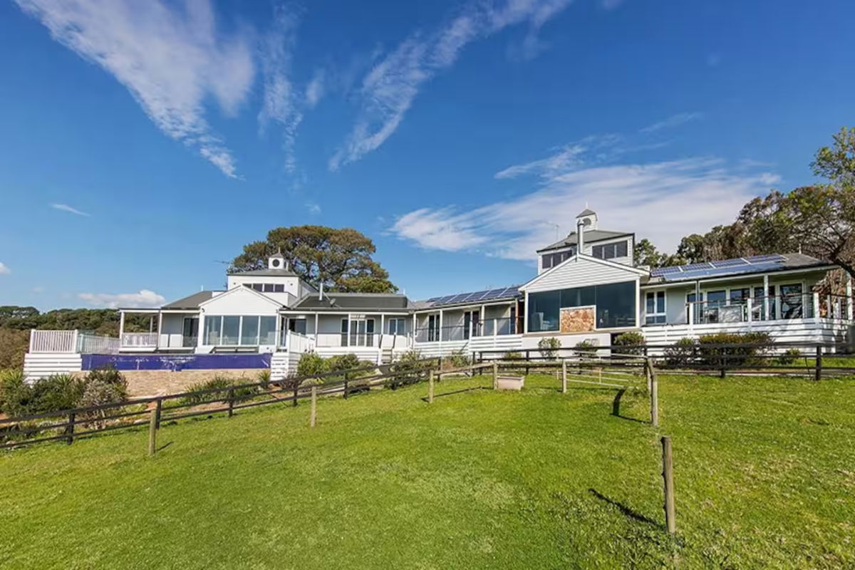 Harrisons Red Hill 109 (South Hampton - The Estate)