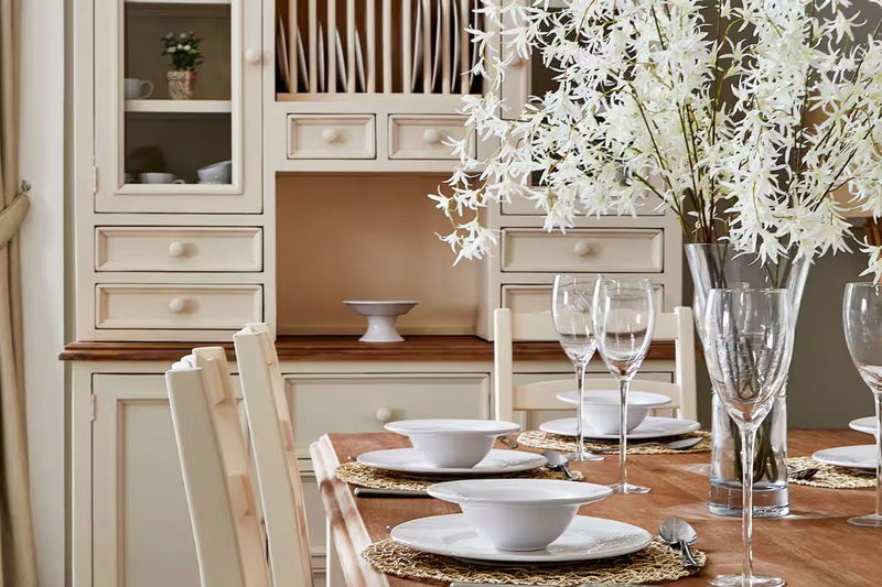 South Hampton - The Estate (With Stunning Views)