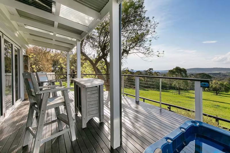 South Hampton - The Estate (With Stunning Views)