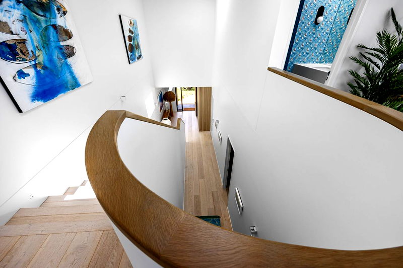 Azure Drift (Stunning ocean views)