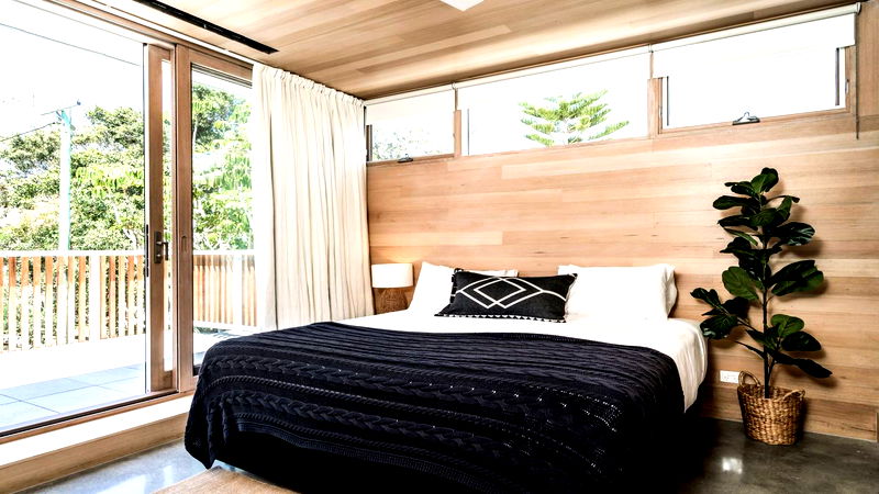 Bowerbird - beachfront home with rooftop pool