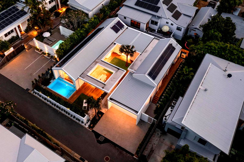The Beach Box - beachside luxury home with private pool
