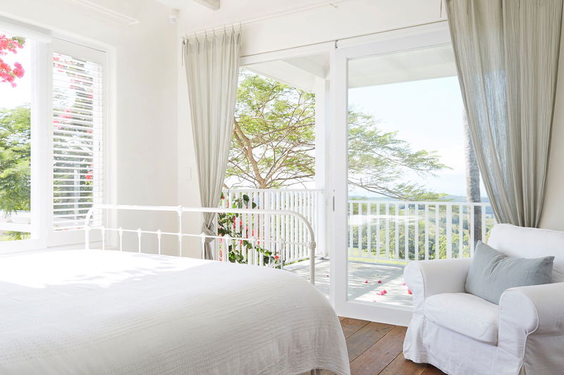 Picadilly House - European inspired Byron manor (With Car Parking)