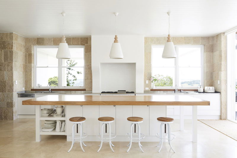 Picadilly House - European inspired Byron manor (With Car Parking)