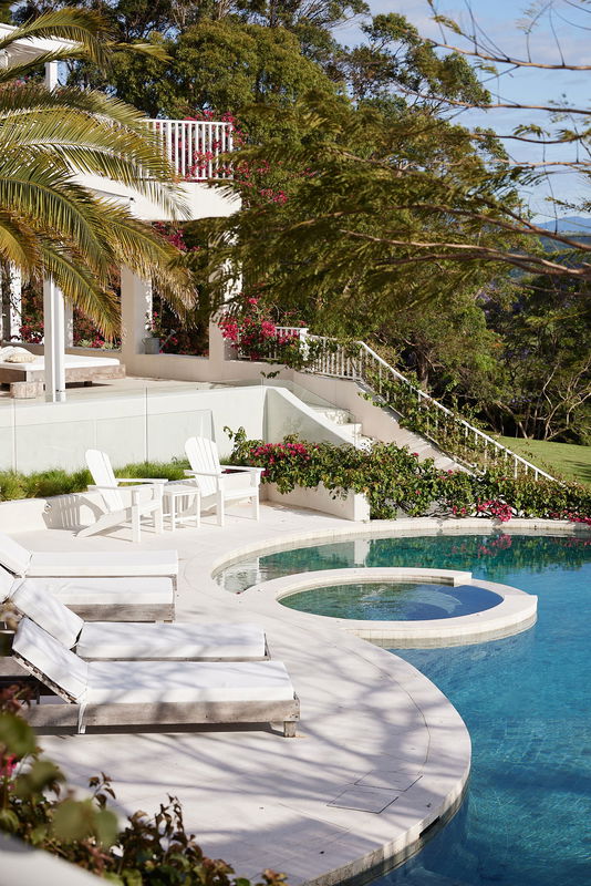 Picadilly House - European inspired Byron manor (With Car Parking)