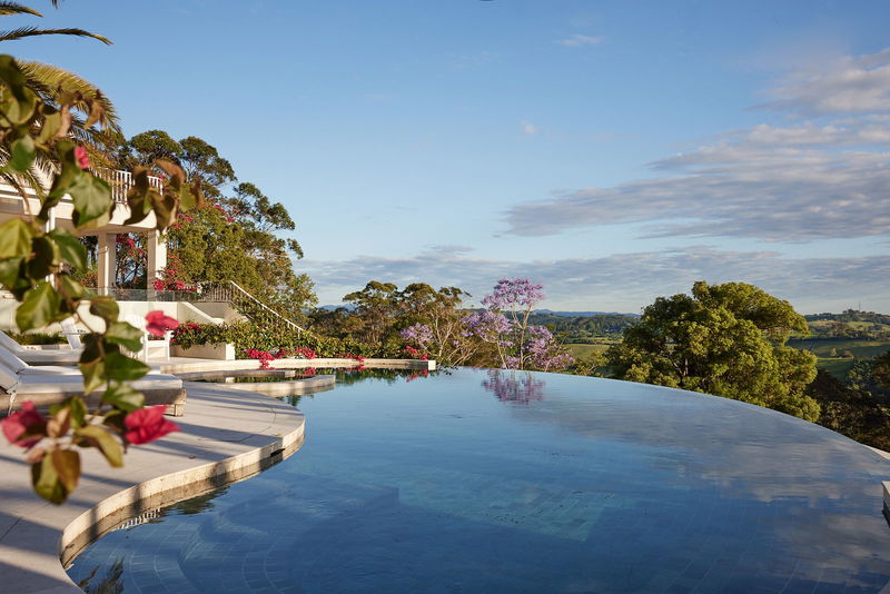 Picadilly House - European inspired Byron manor (With Car Parking)