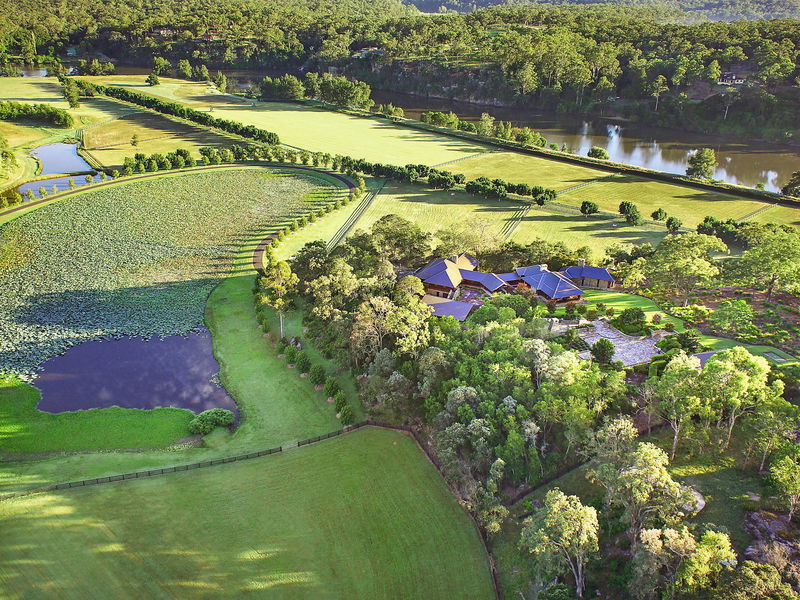 Sweven Estate (With Car Park)