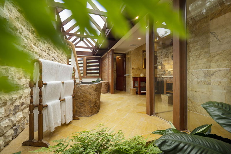 Makepeace Island (Ocean Views)