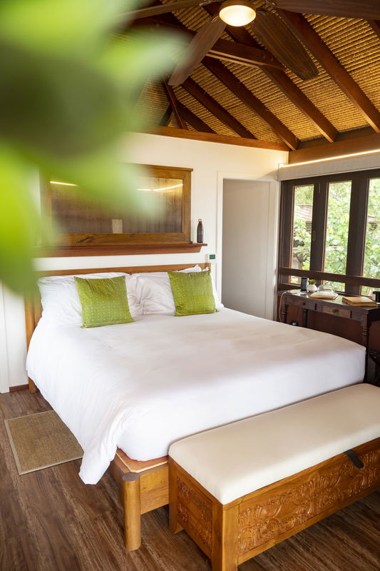 Makepeace Island (Ocean Views)