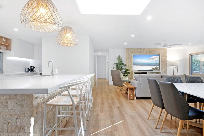 Mermaid Retreat (Heated Pool )