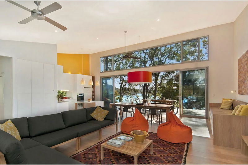 The Canopy at Pretty Beach (Walk to the beach)