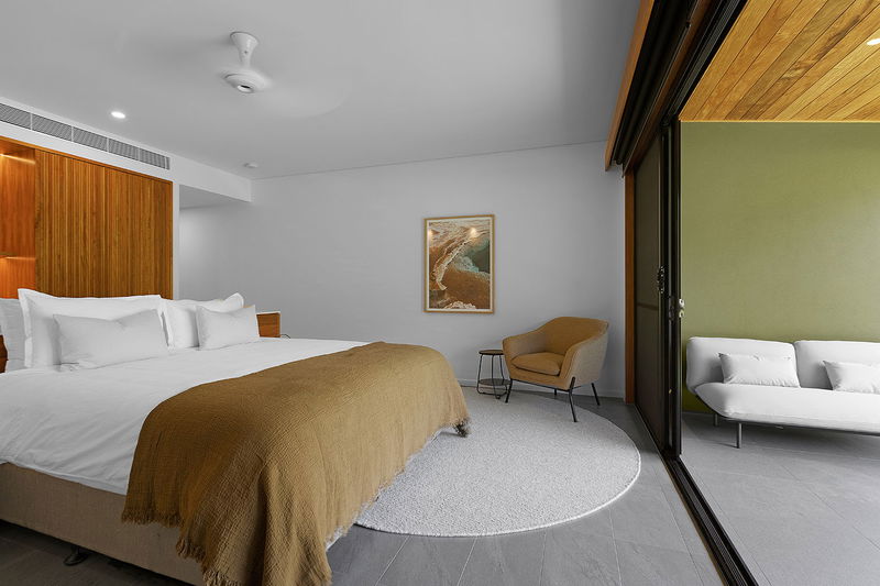 Topaz (With Car Parking)