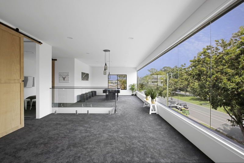 Urban Hideaway "Stay 5 Pay4"