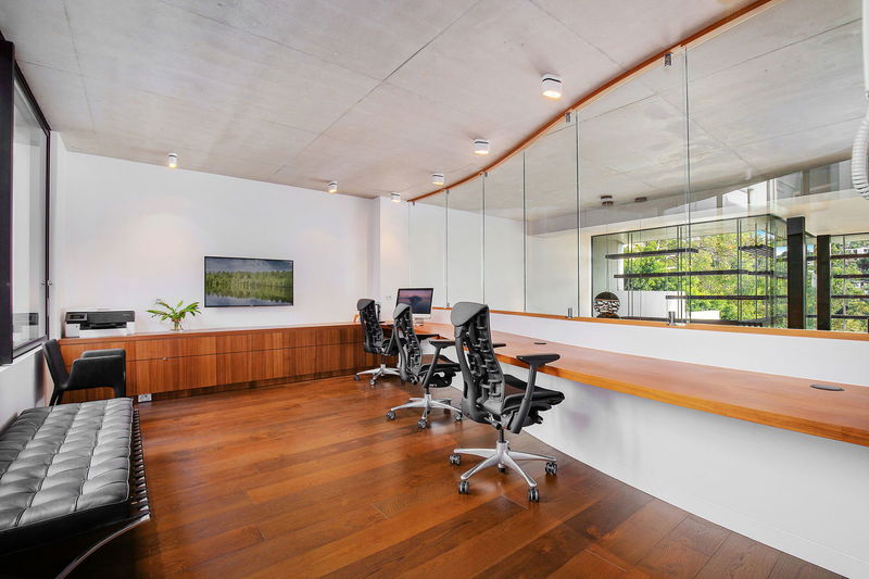 Balmoral Golden Mile Luxe (Heated Pool)