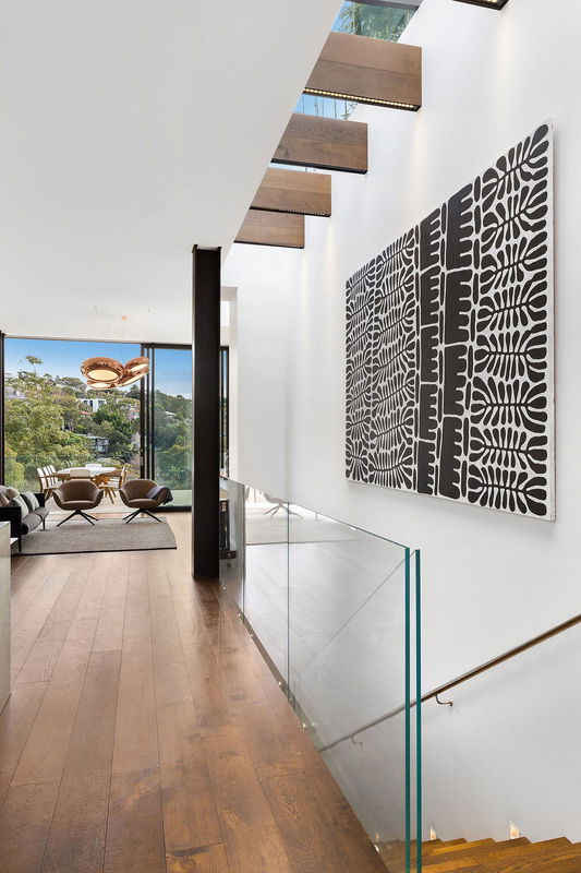 Balmoral Golden Mile Luxe (Heated Pool)