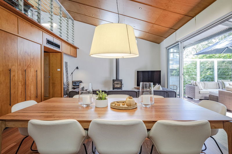 Tranquility at Pretty Beach (Walk to the beach)