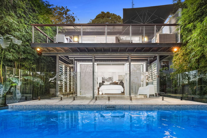 Tranquility at Pretty Beach (Walk to the beach)