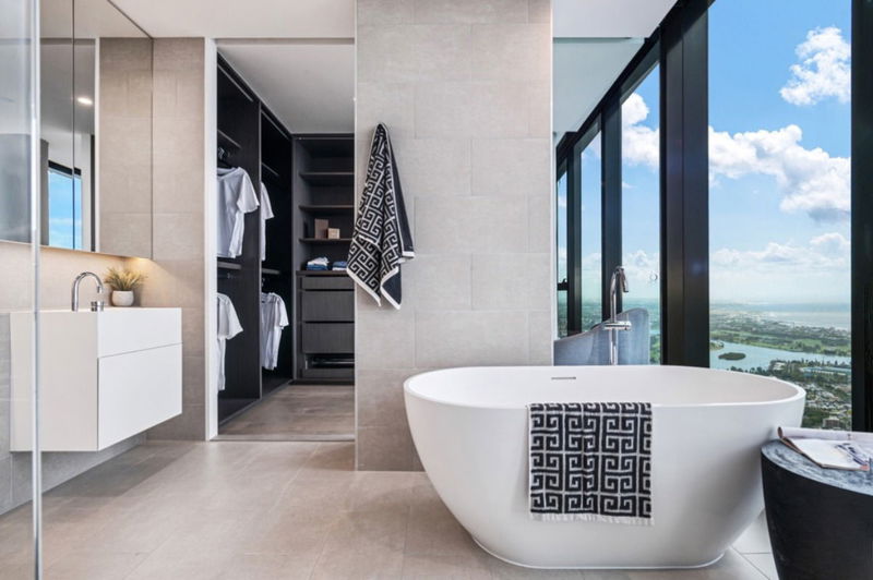 House in the Clouds (With Car Parking)