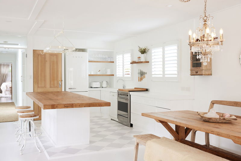 Picadilly Palms (With spa & IR sauna)