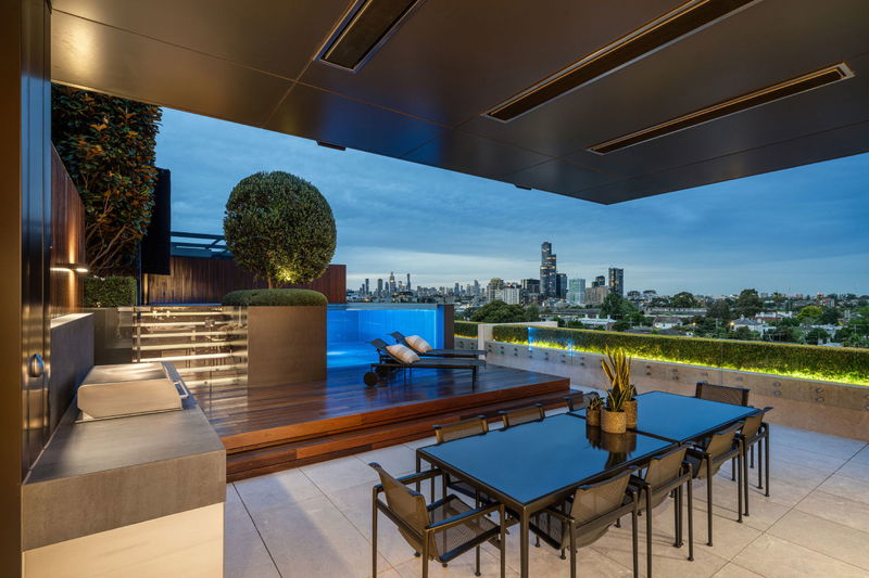 Hawksburn Penthouse