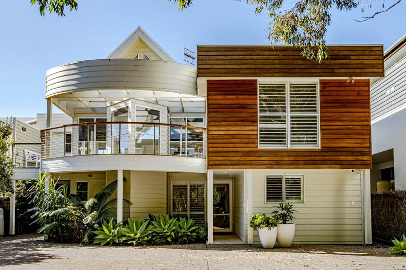 Yarram (Walk to the beach)