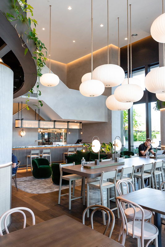 Port Melbourne Penthouse (Heated Pool)