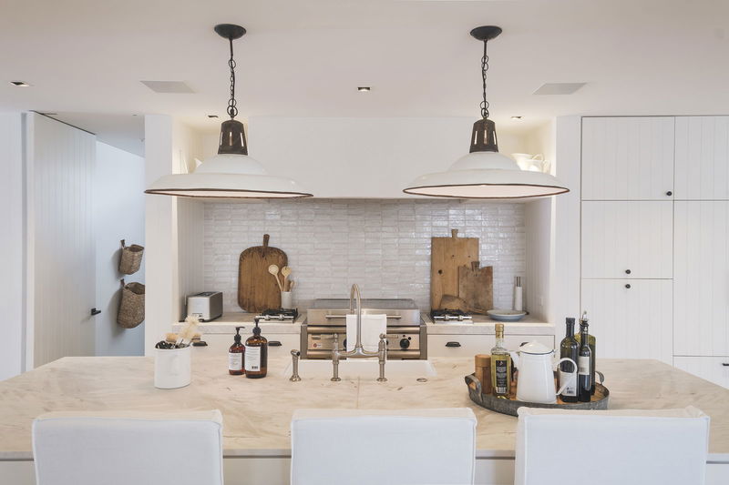 Wagstaffe Tropics (Walk to Beach)