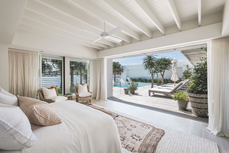 Wagstaffe Tropics (Walk to Beach)