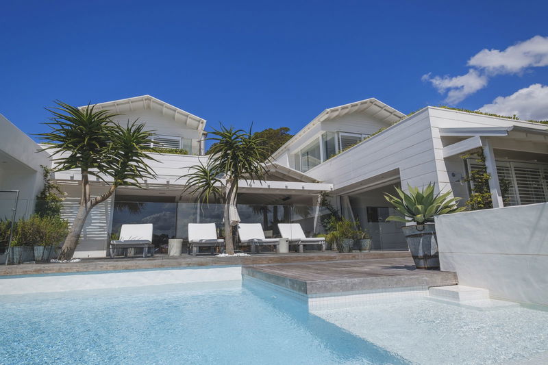 Wagstaffe Tropics (Walk to Beach)