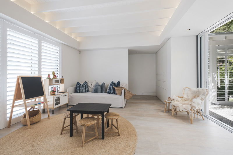 Wagstaffe Tropics (Walk to Beach)