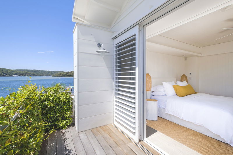 Wagstaffe Tropics (Walk to Beach)