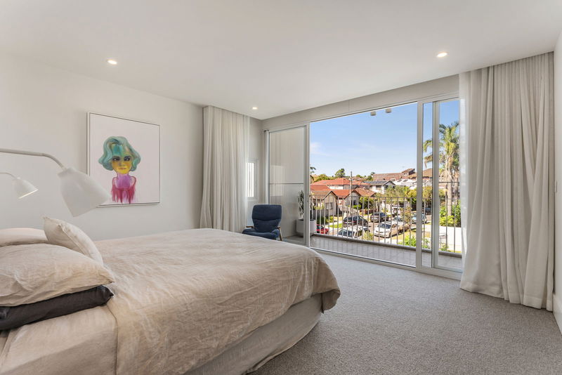 Bondi Pool Oasis (Walk to the beach)