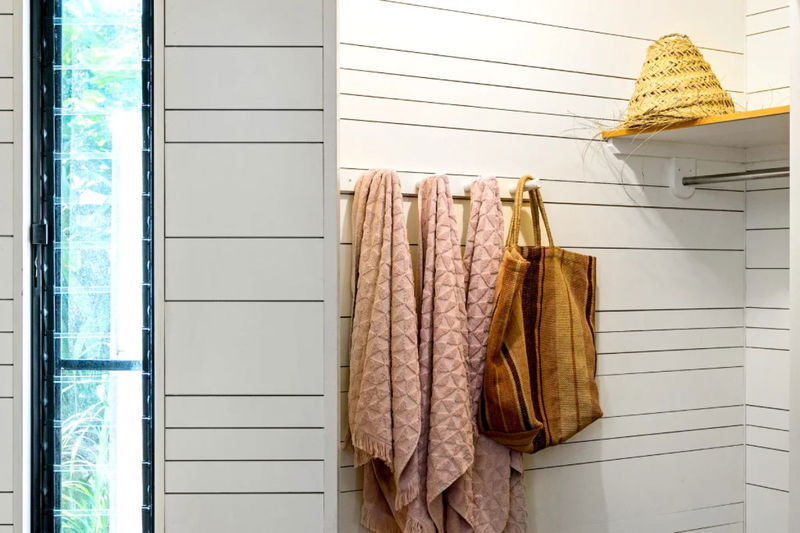 Seven Mile Beach House (With Car Parking)