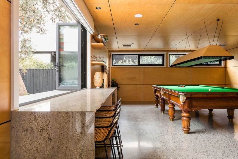 Bali Hi (Walk to Beach)