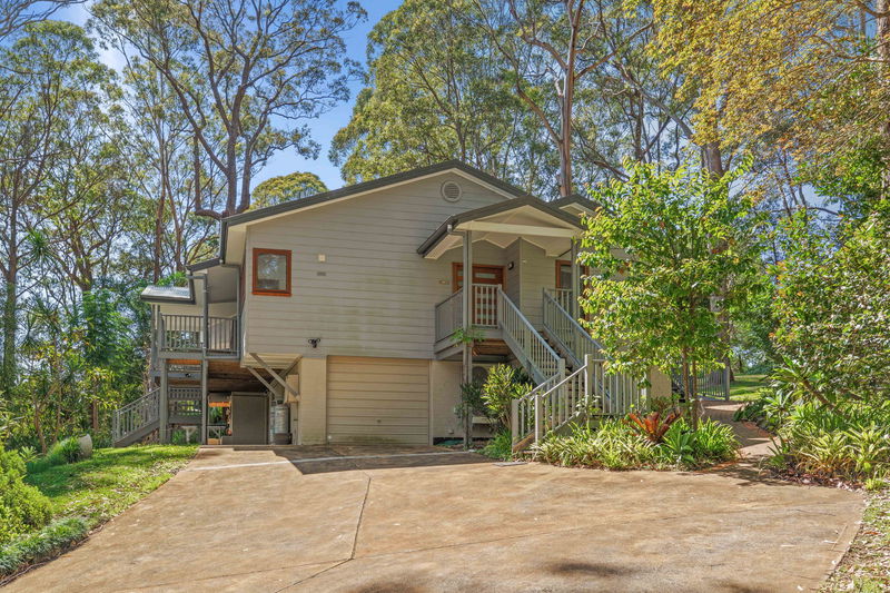 Treetop Acreage with Tennis Court
