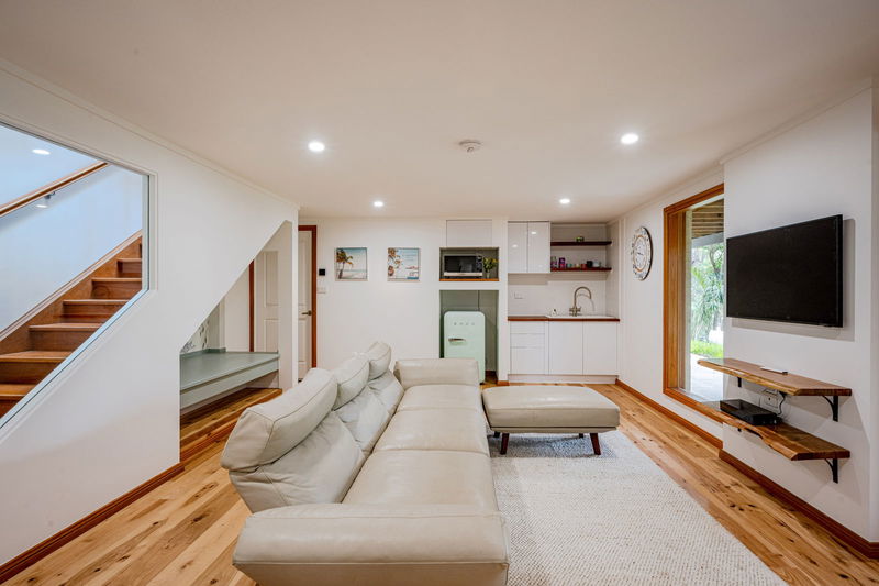 Treetop Acreage with Tennis Court