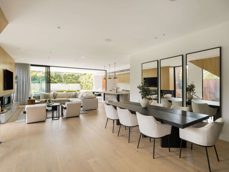 Clifton Modern Luxe (Heated Pool)