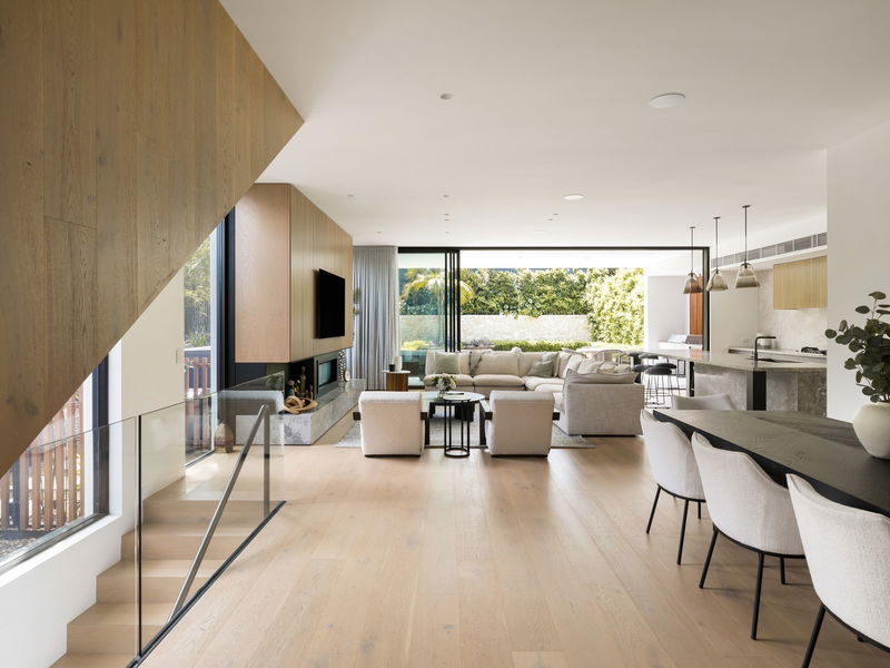 Clifton Modern Luxe (Heated Pool)