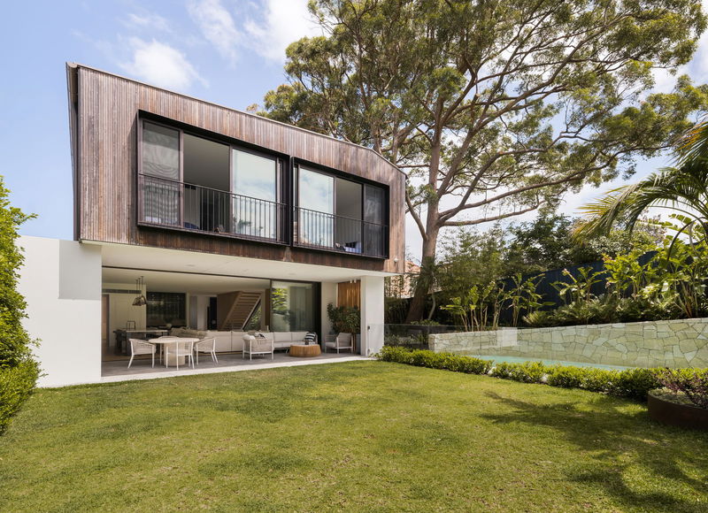 Clifton Modern Luxe (Heated Pool)